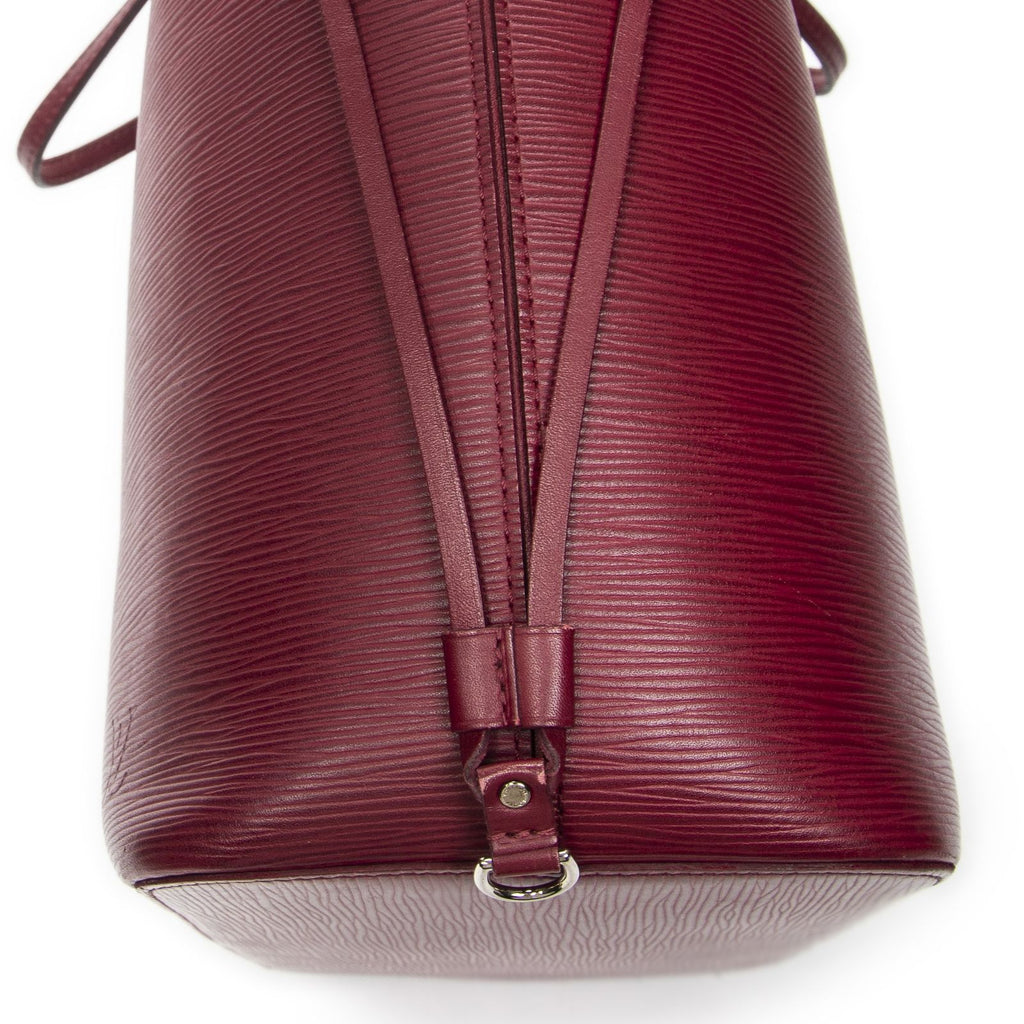 Louis Vuitton Neva Full Fuchsia Epi Shoulder — view 8