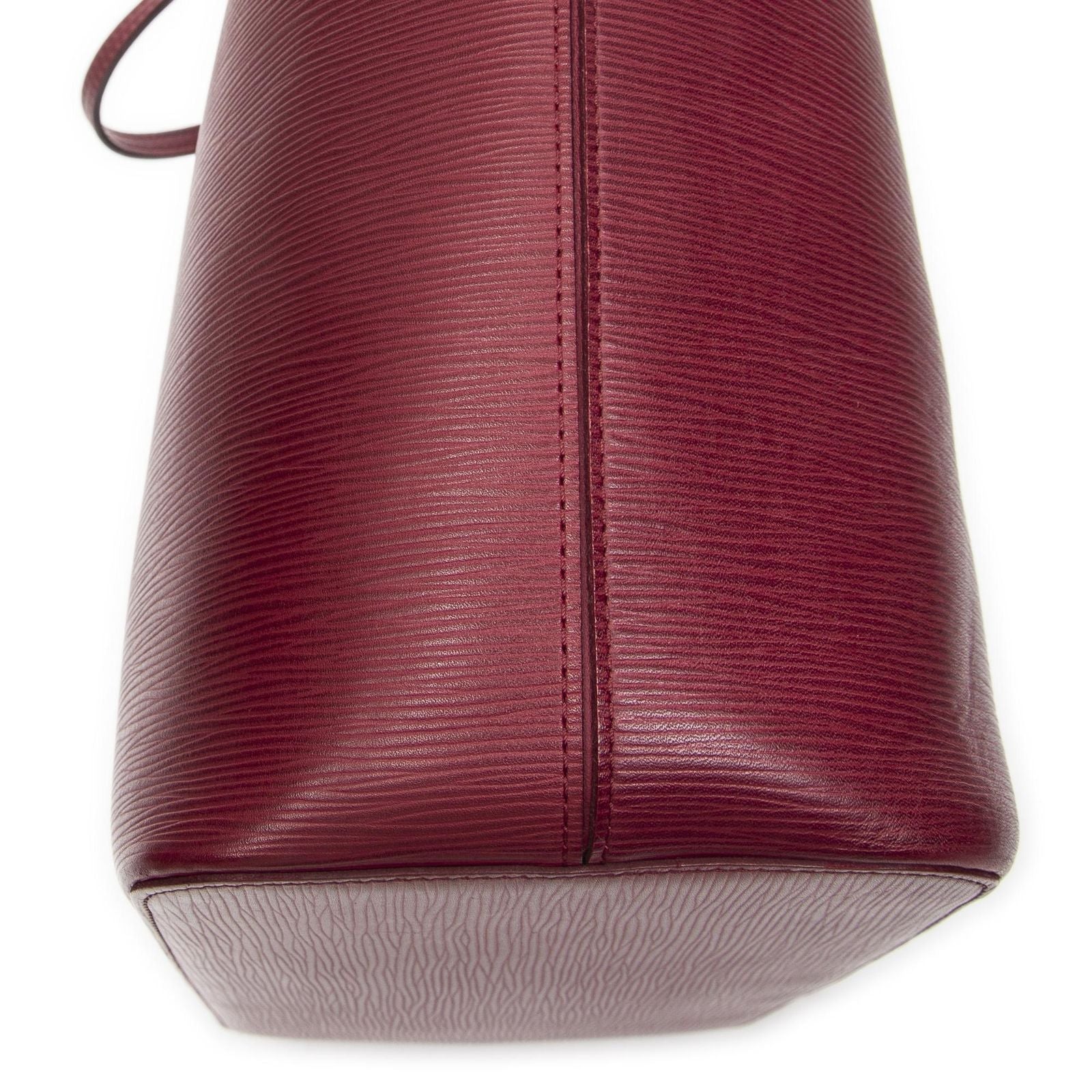 Louis Vuitton Neva Full Fuchsia Epi Shoulder — view 7
