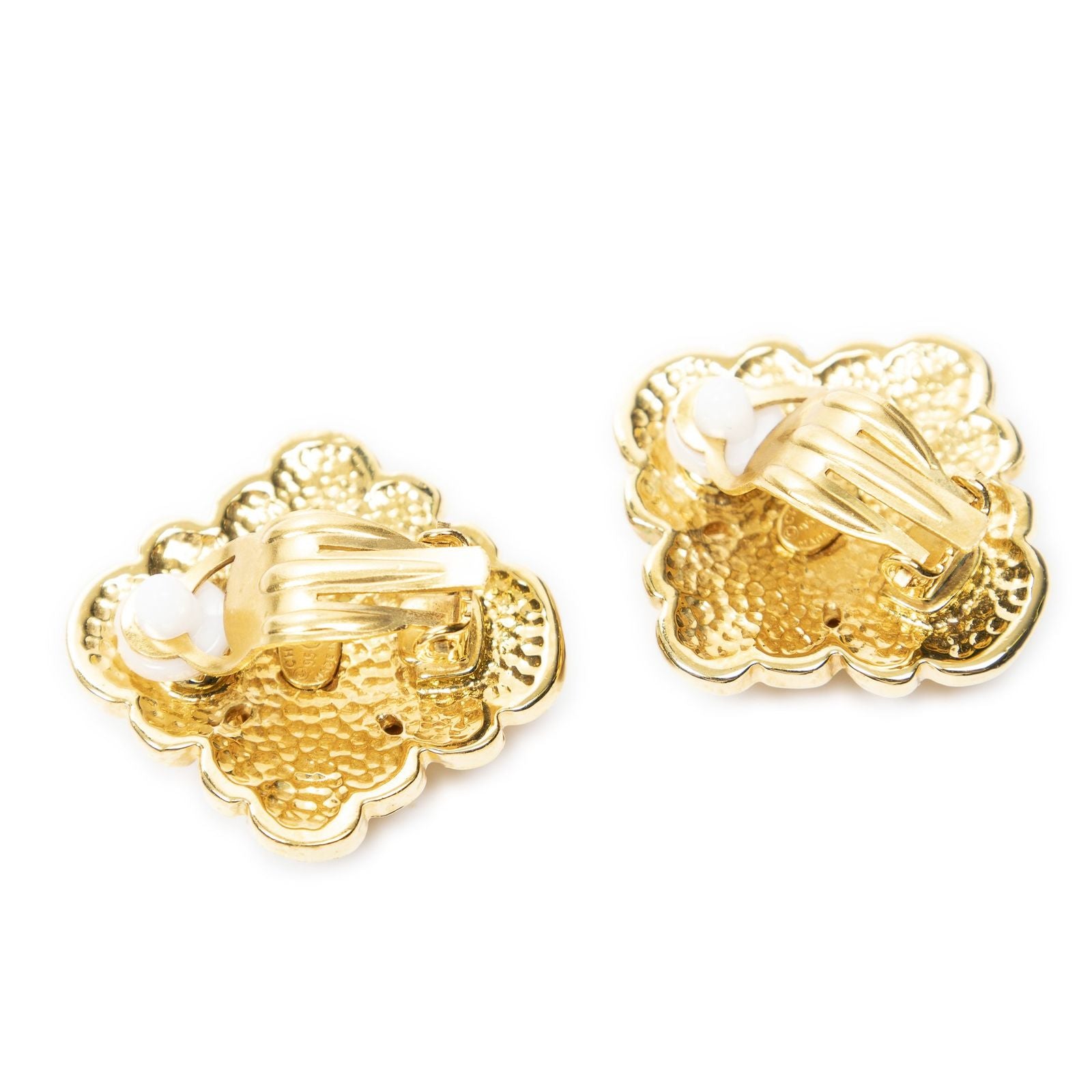 Chanel CC Logo Heart Clip Type Earrings Gold Plated — view 2