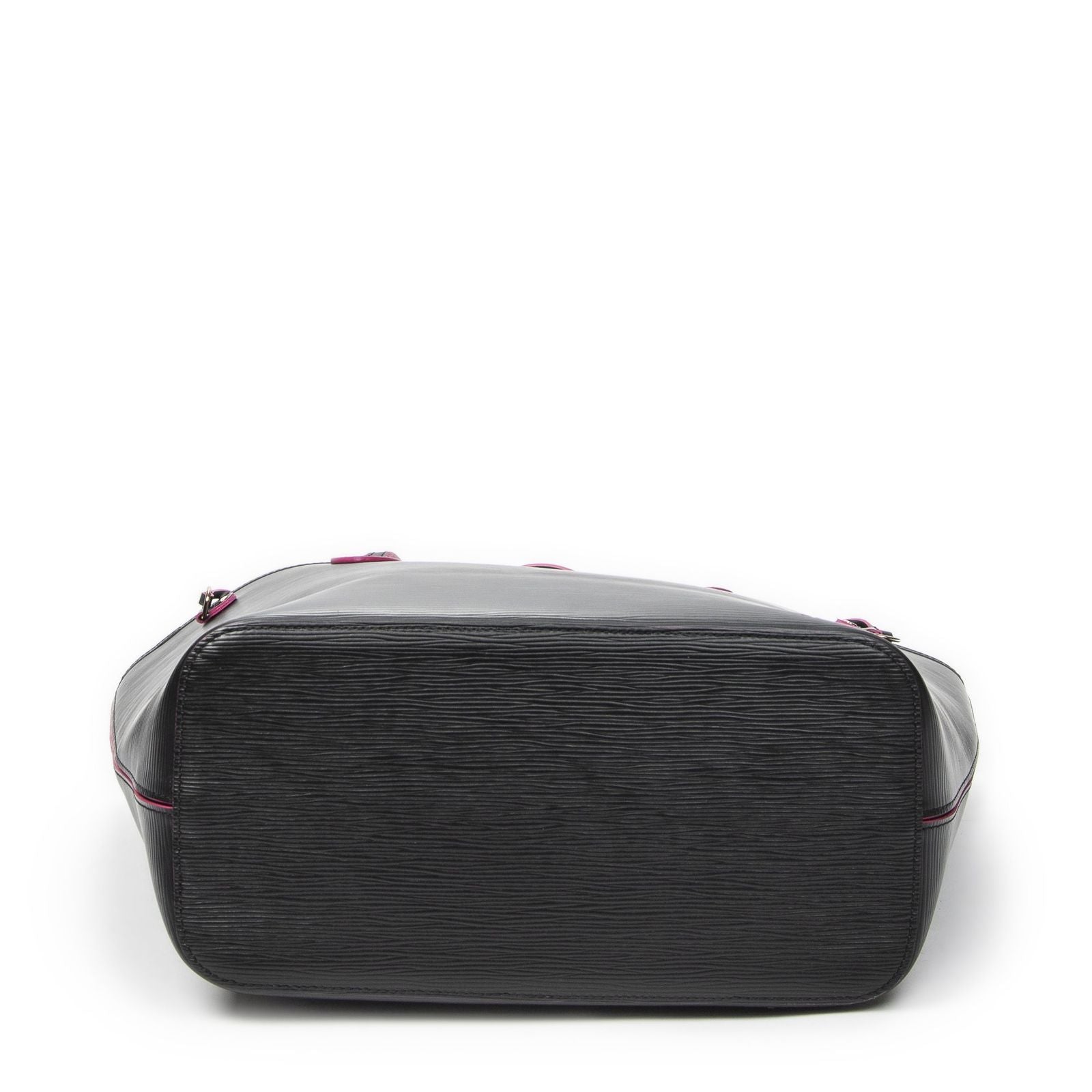 Louis Vuitton Neva Full Black Epi Shoulder — view 6
