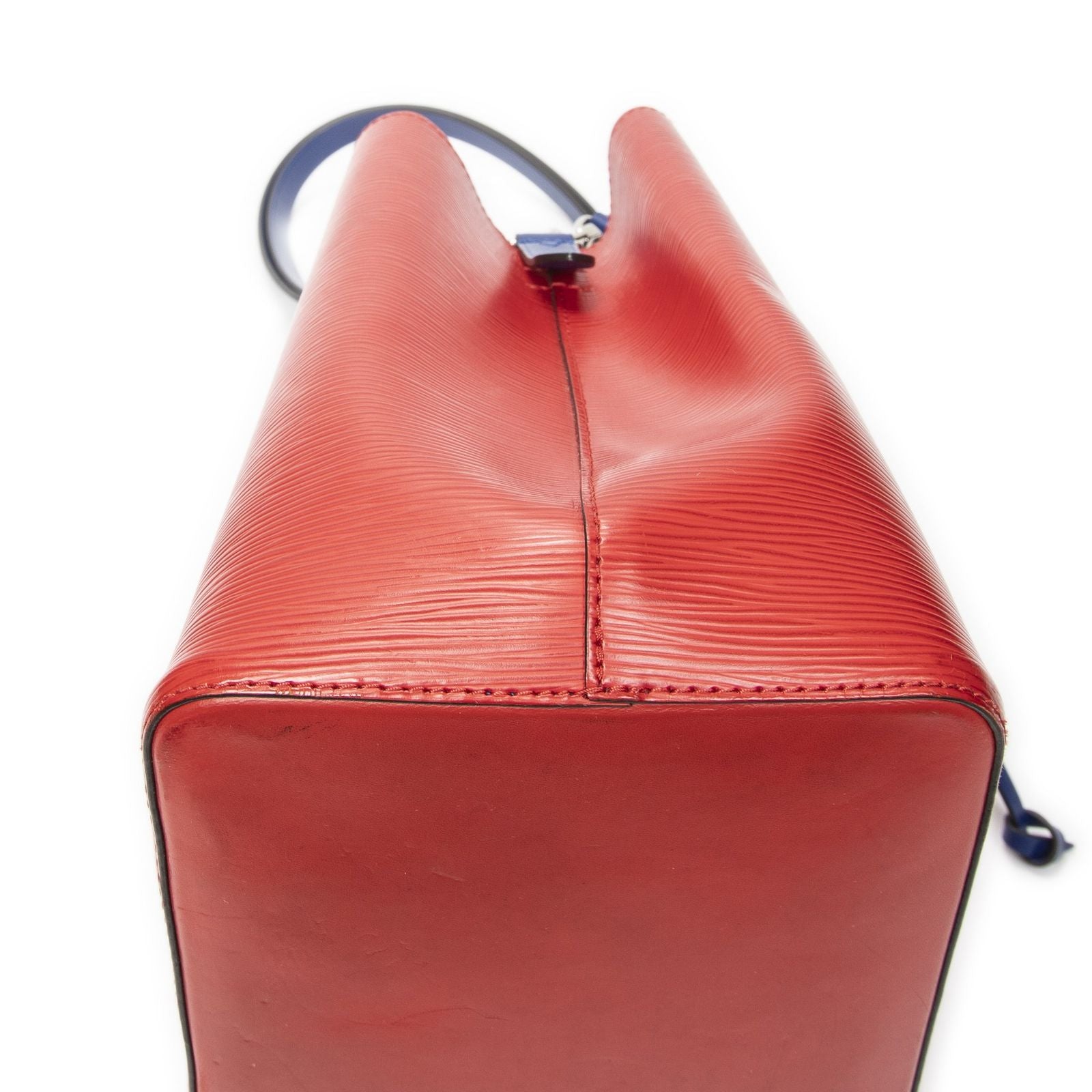 Louis Vuitton Neo Noe Coquelicot Epi Bucket — view 8