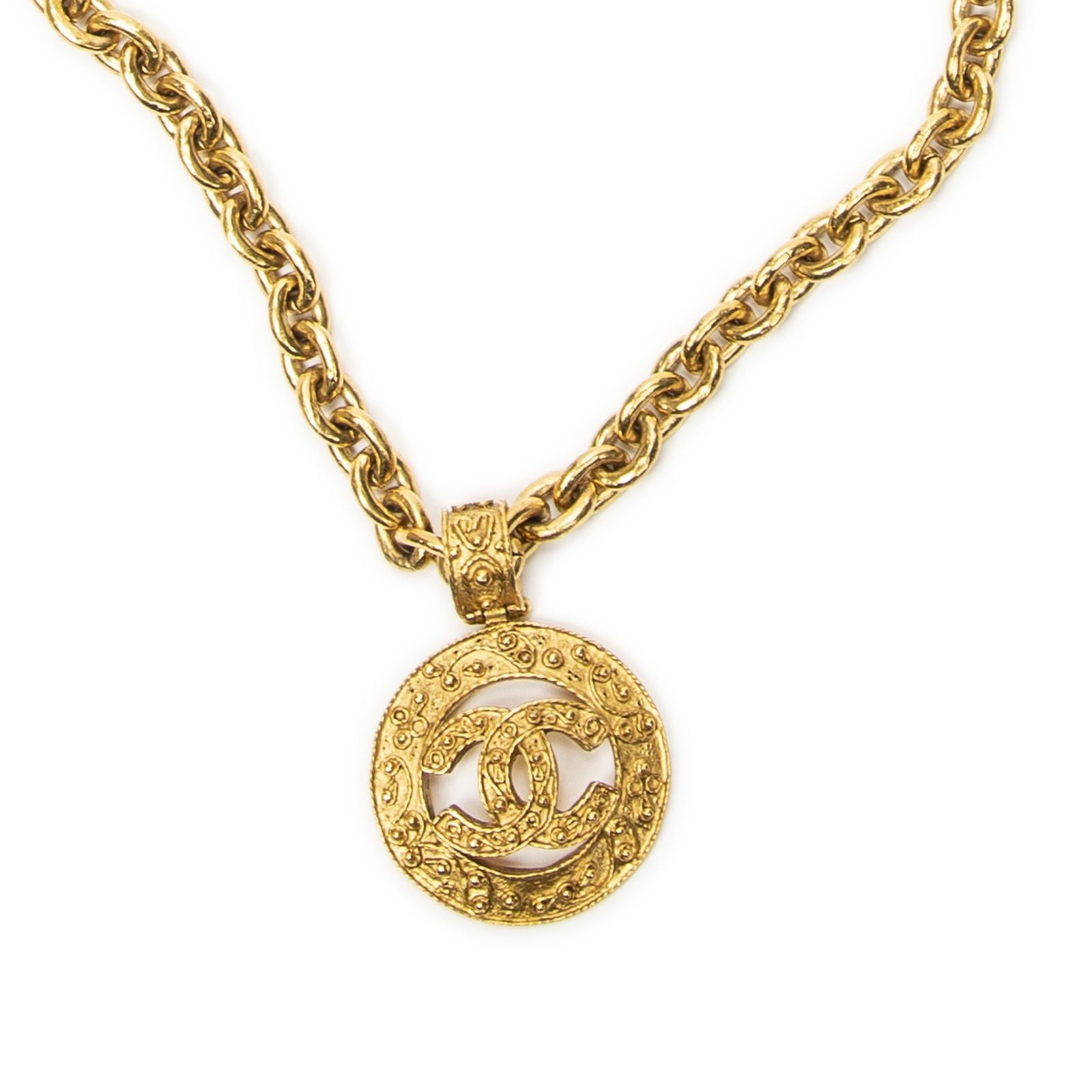Chanel CC Logo Pendant Chain Necklace Gold Plated — view 3