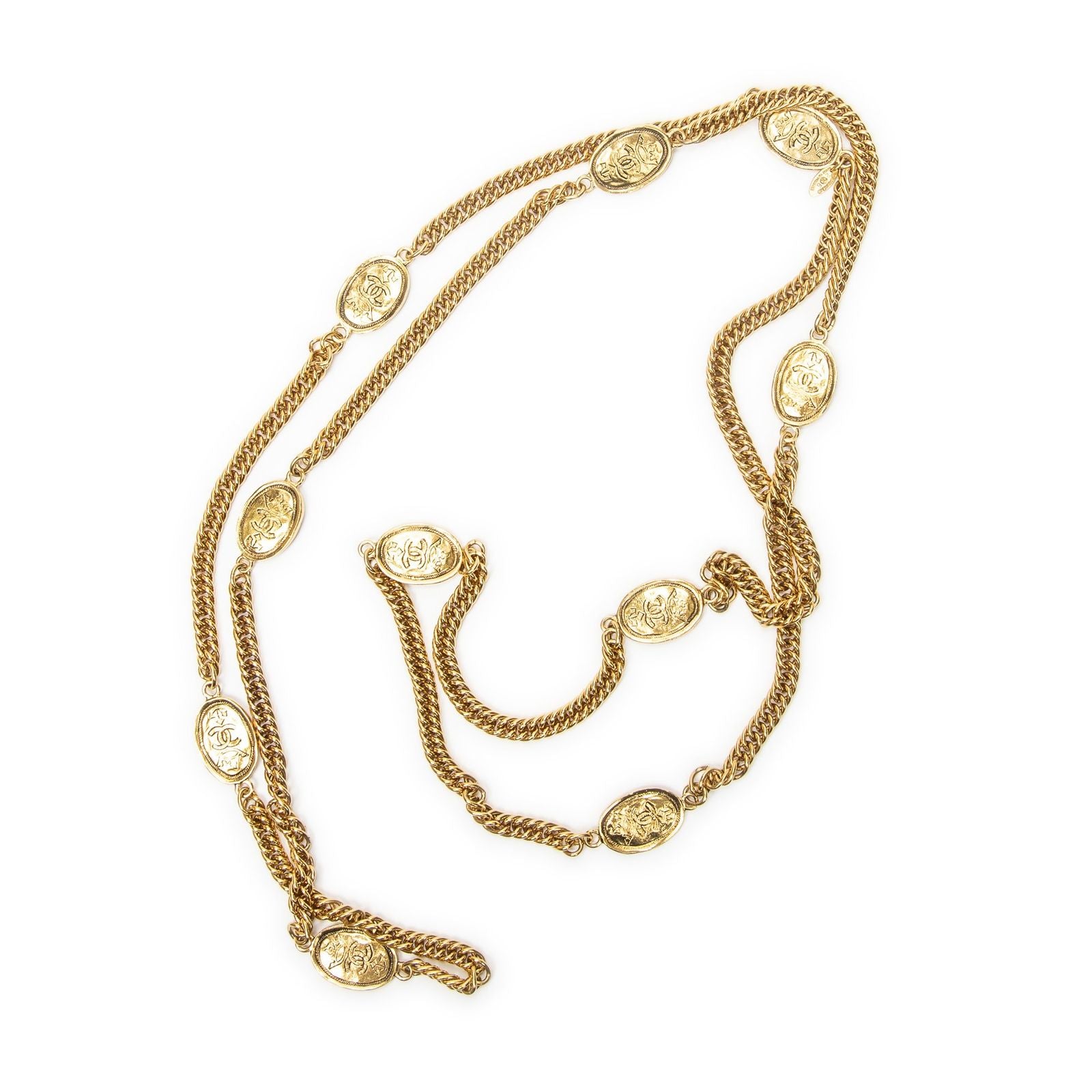 Chanel CC Crown Medallion Necklace Gold Plated — view 3
