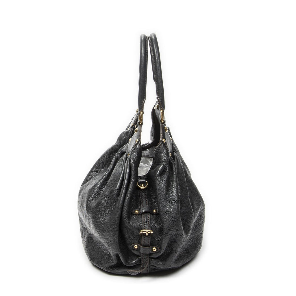 Louis Vuitton XL Bo Black Mahina Leather Shoulder — view 3