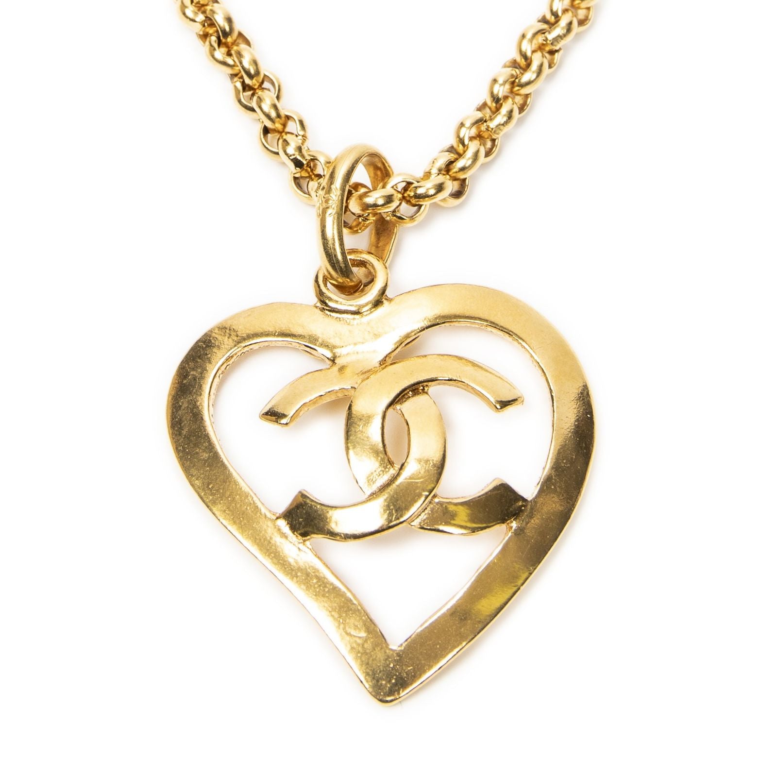 Chanel CC Logo Pendant Gold Plated — view 2