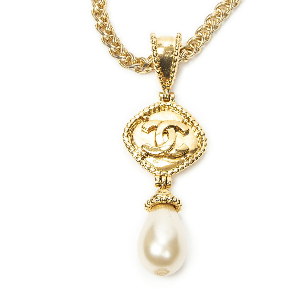 Chanel CC Faux Pearl Pendant Gold Plated — view 2