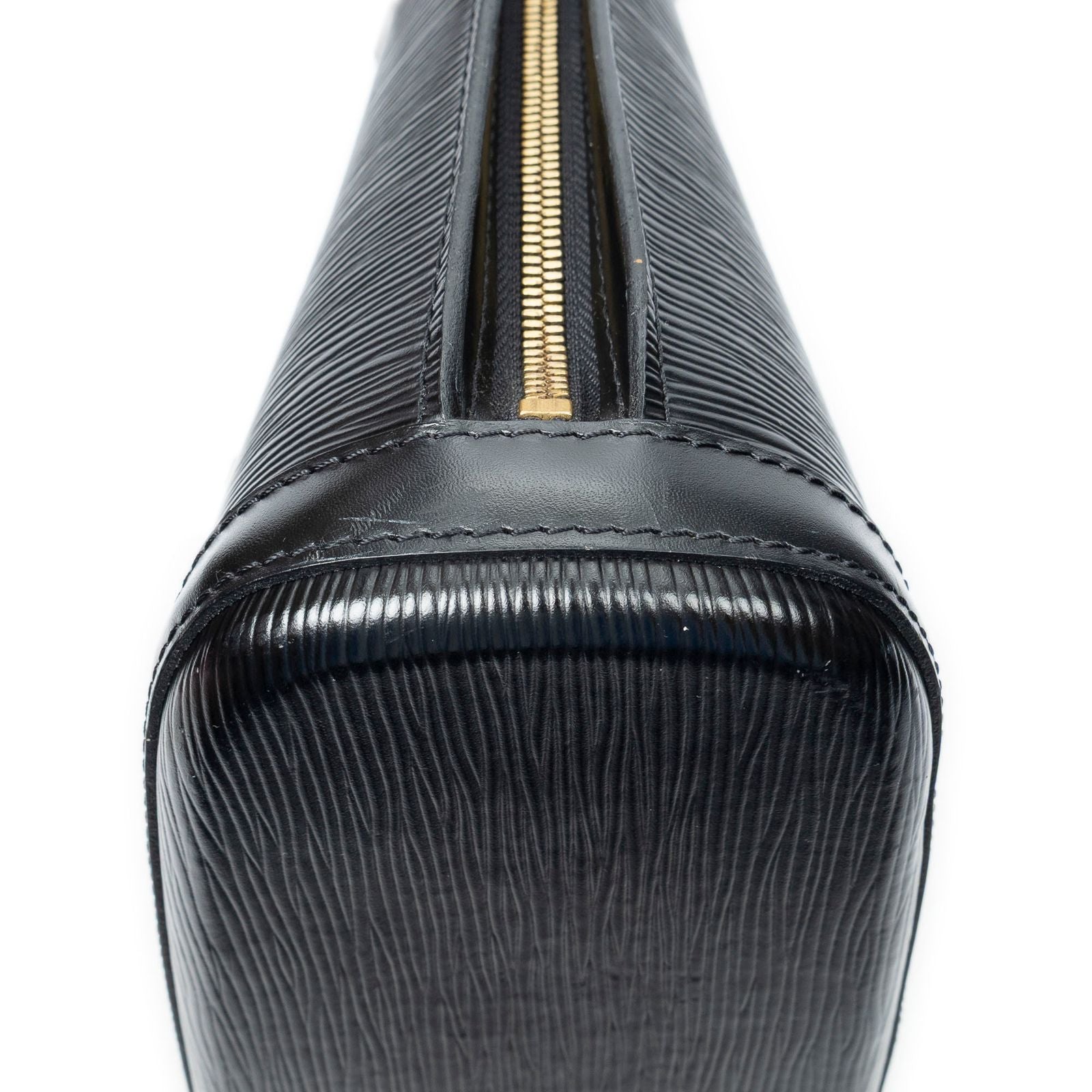 Louis Vuitton Lussac Black Epi Shoulder — view 7