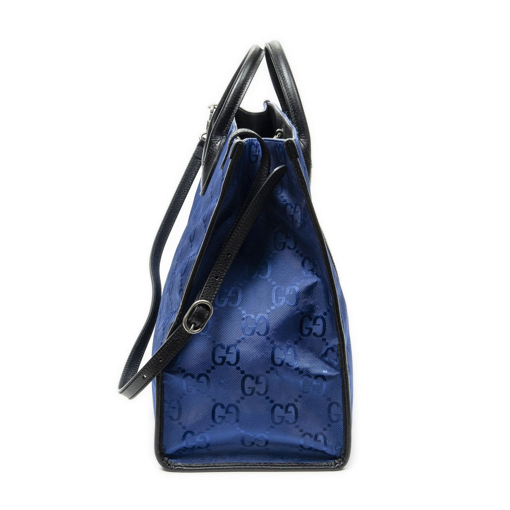 Gucci Off the Grid Blue Jumbo GG Canvas Shoulder — view 4