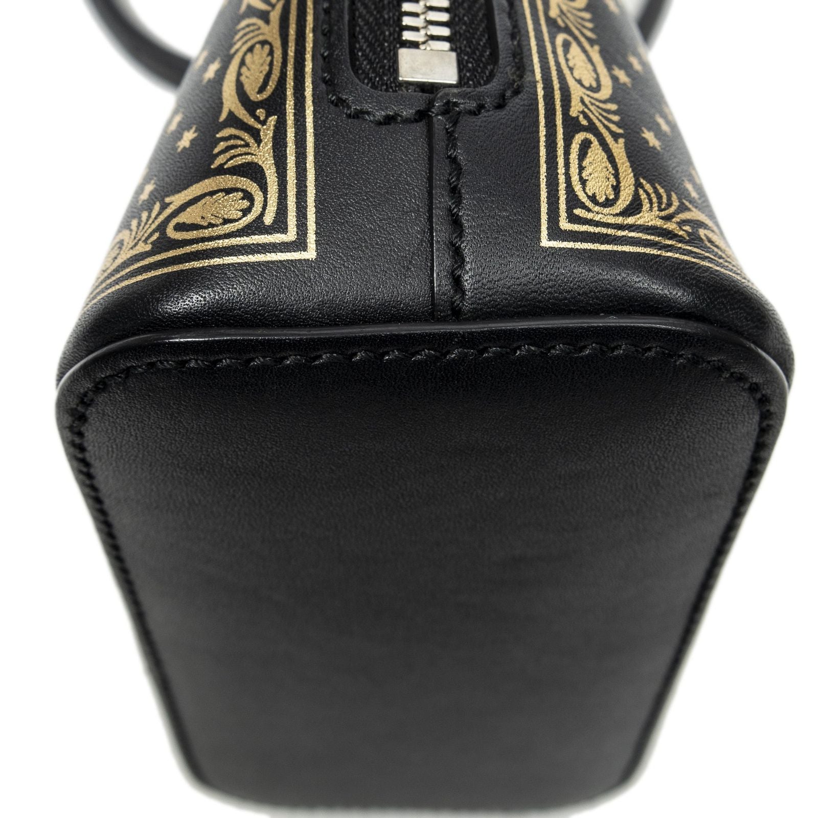 Gucci Mini Guccy Dome Crossbody Black Logo Stars Printed Leathera — view 7