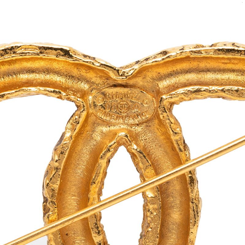 Chanel CC Logo Lava Brooch Gold Plated — view 3
