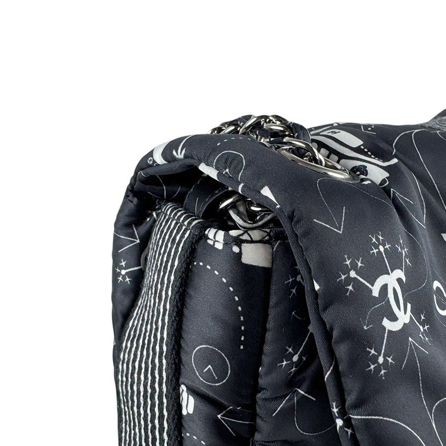 Chanel Shoulder Bag Air Line — view 6