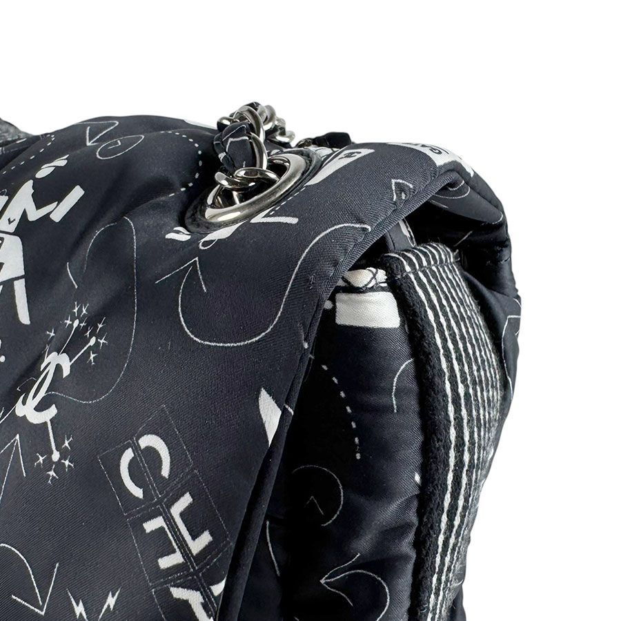 Chanel Shoulder Bag Air Line — view 5