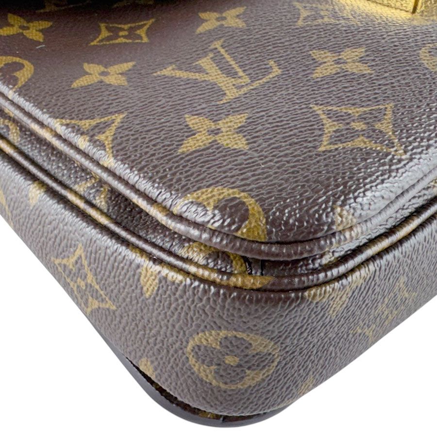 Louis Vuitton Shoulder Bag Pochette Metis MM — view 8