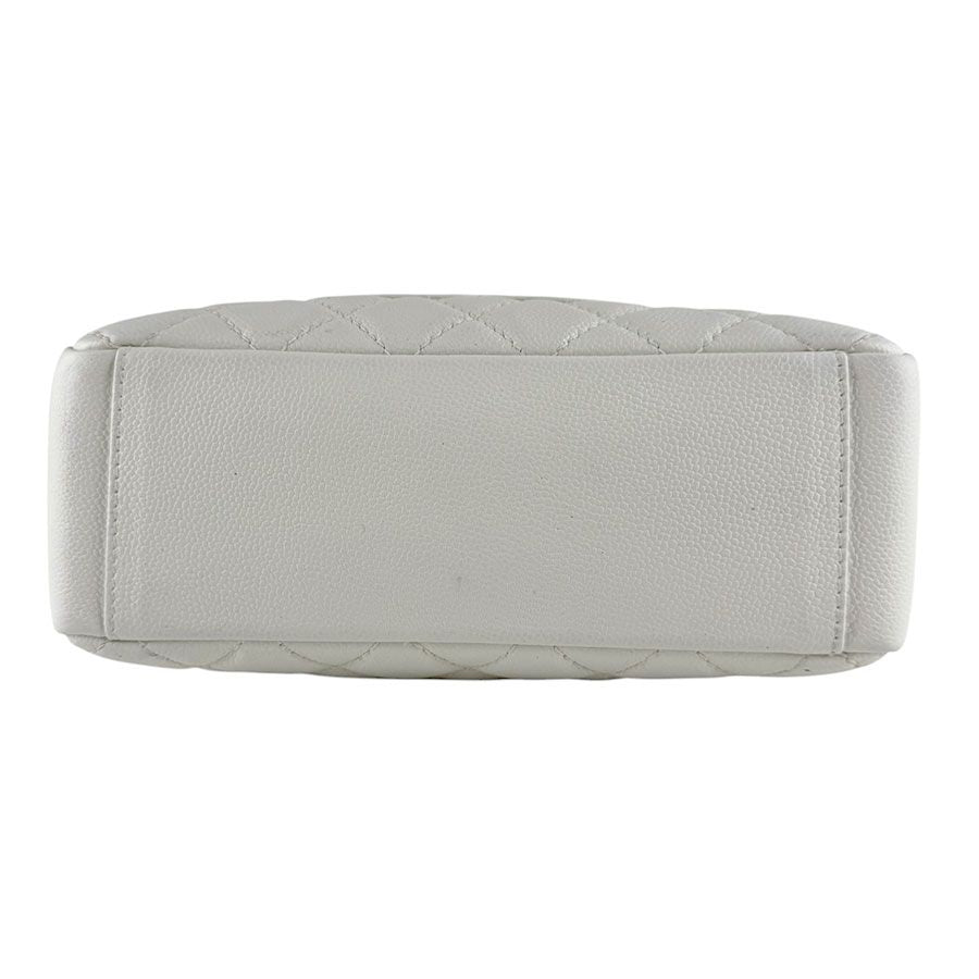 Chanel Shoulder Bag Petite Shopping Tote PST — view 4
