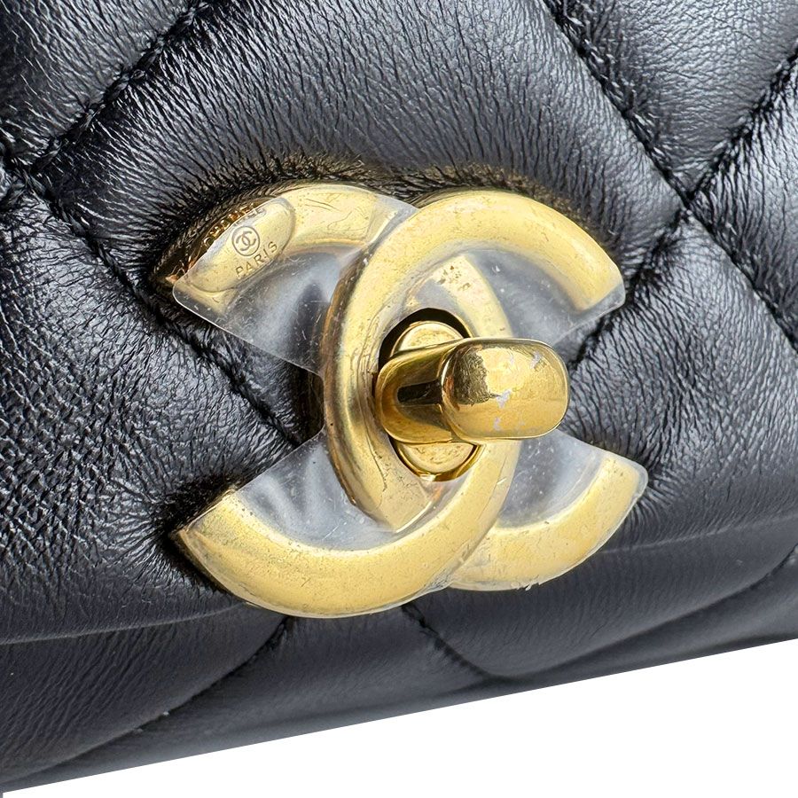 Chanel Shoulder Bag Black — view 9