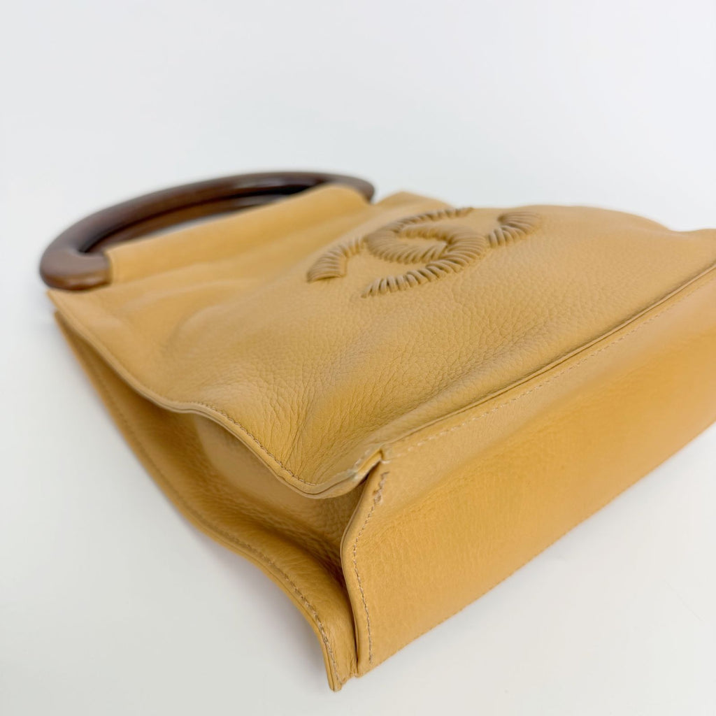 Chanel CC Logo Perforated Wood Handle Handbag Leather Yellow Brown Gold Vintage — view 8