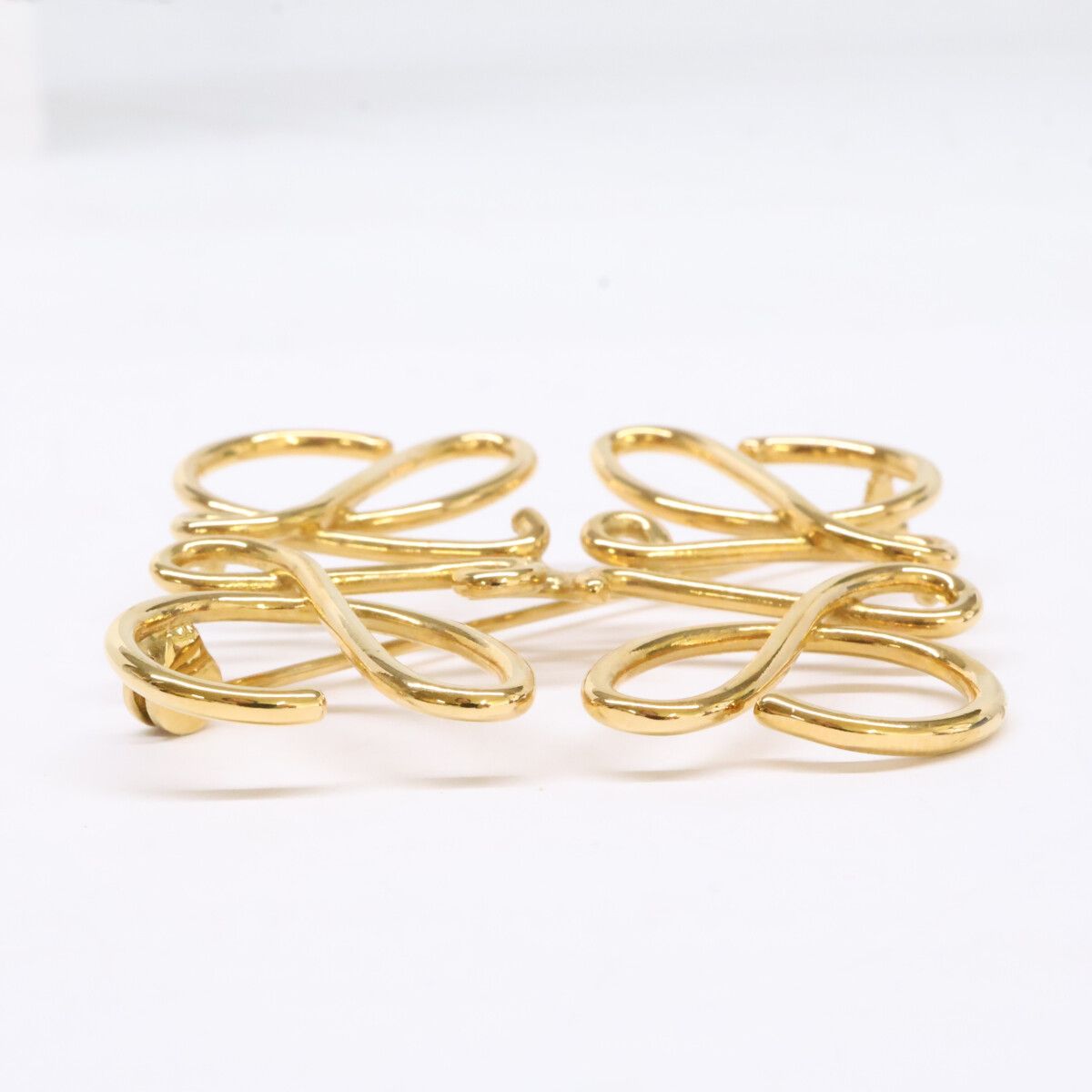 Loewe Anagram Brooch Gold — view 5