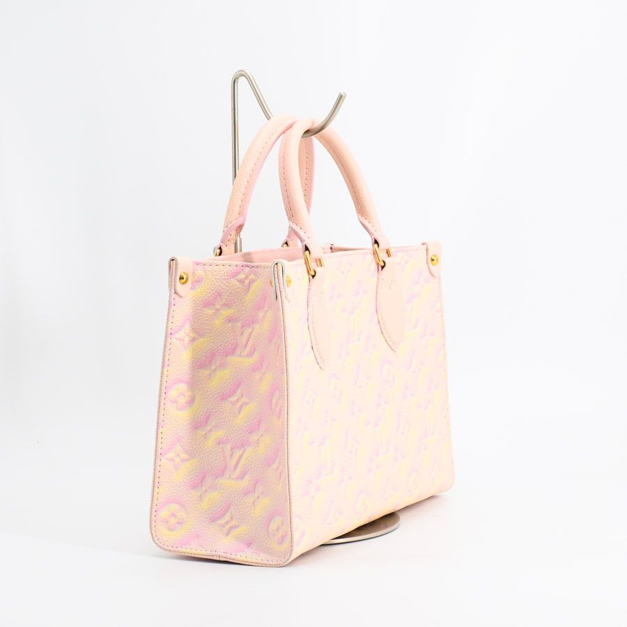 Louis Vuitton Handbag On The Go PM — view 2