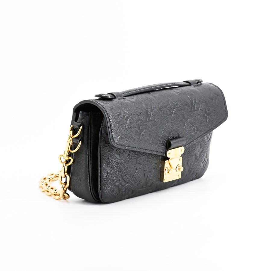 Louis Vuitton Shoulder Bag Pochette Metis East West — view 2