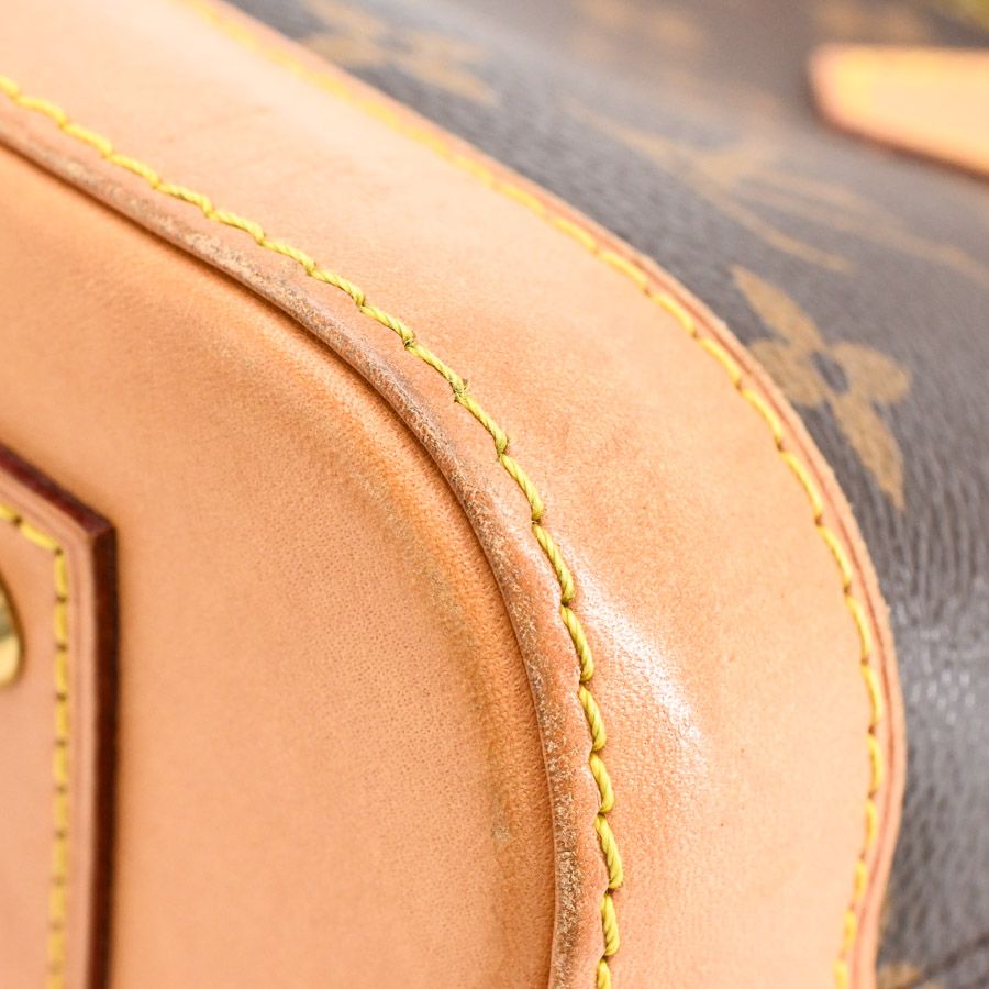 Louis Vuitton Handbag Alma BB — view 8