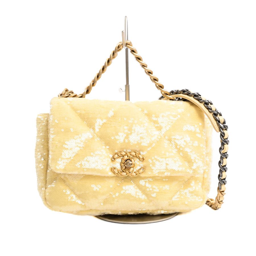 Chanel Shoulder Bag 19 Sequin