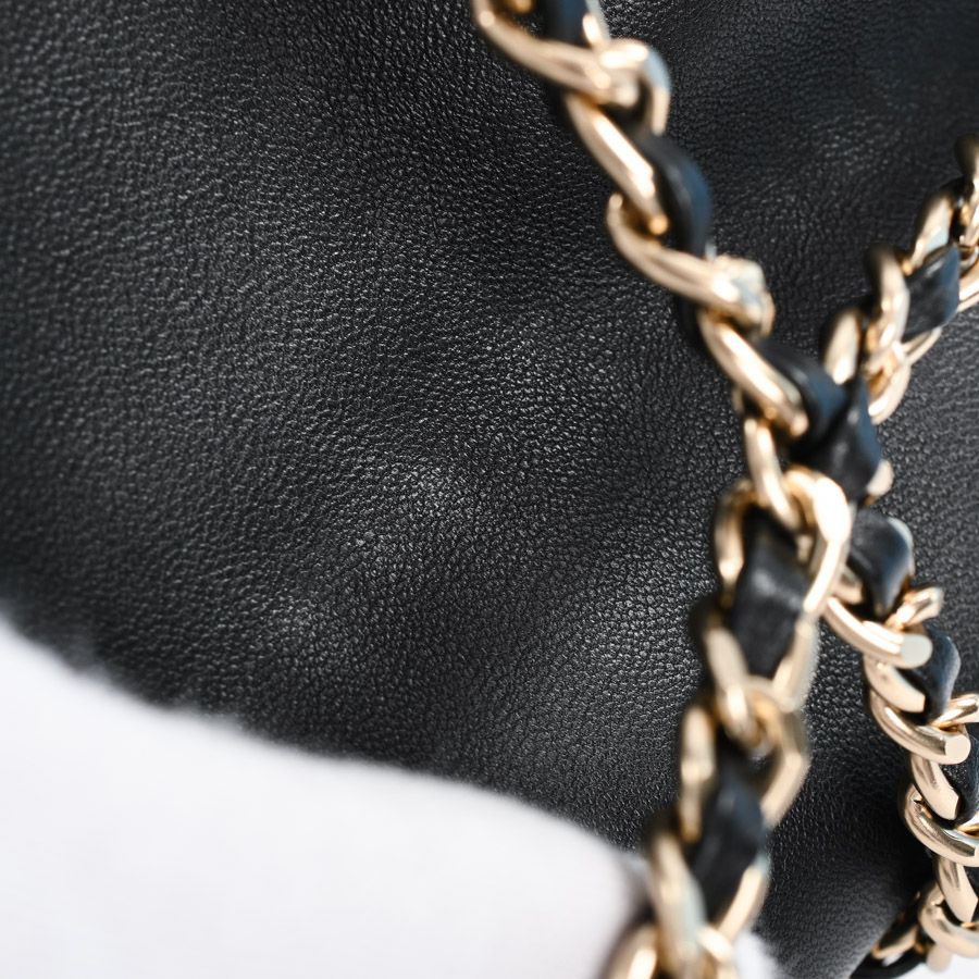 Chanel Shoulder Bag Chain Baguette Drawstring — view 8