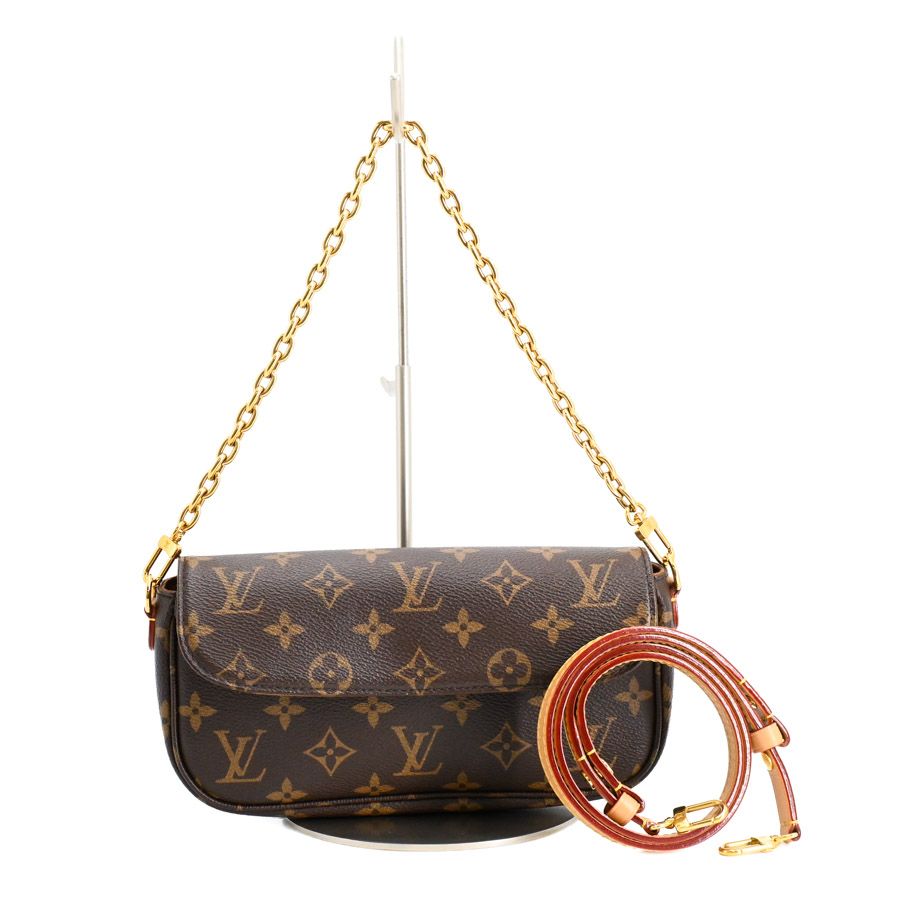 Louis Vuitton Shoulder Bag Wallet on Chain