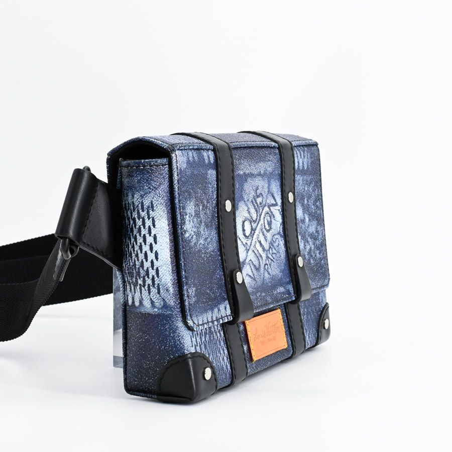 Louis Vuitton Shoulder Bag Trunk — view 2