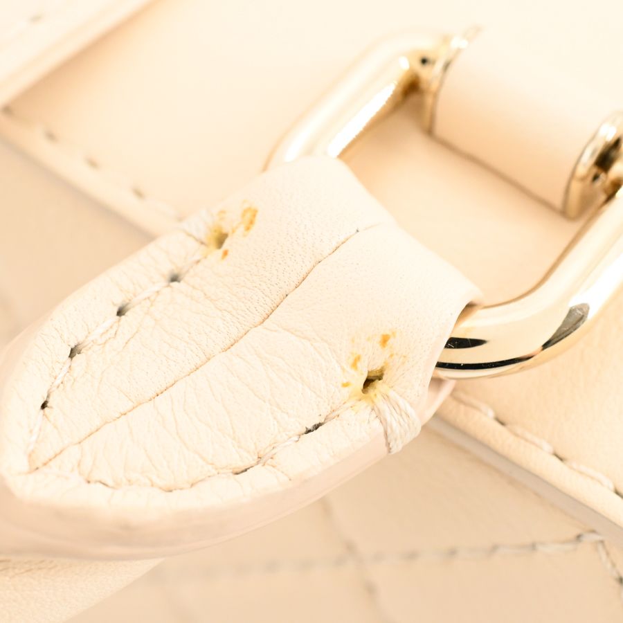 Chanel Handbag 2-Way Vanity — view 7