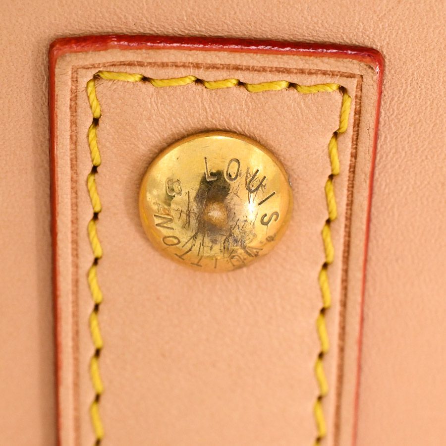 Louis Vuitton Handbag Alma BB — view 8