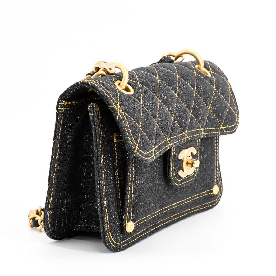 Chanel Shoulder Bag Mini Chain — view 2