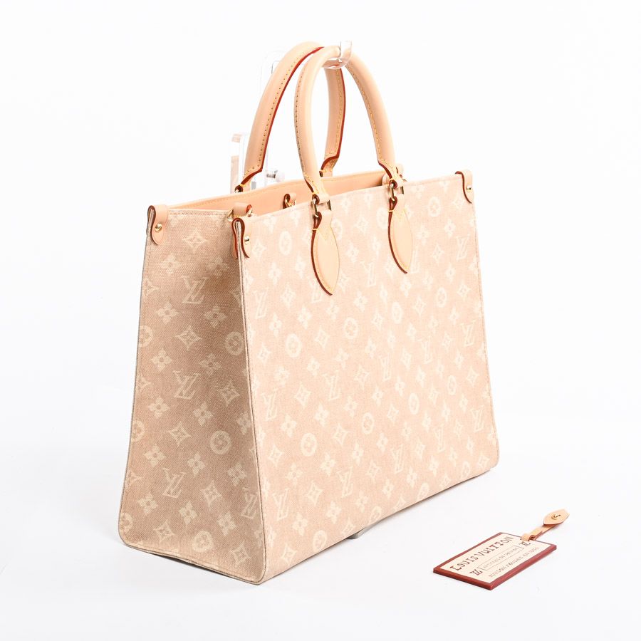 Louis Vuitton Tote On The Go Organizer — view 2