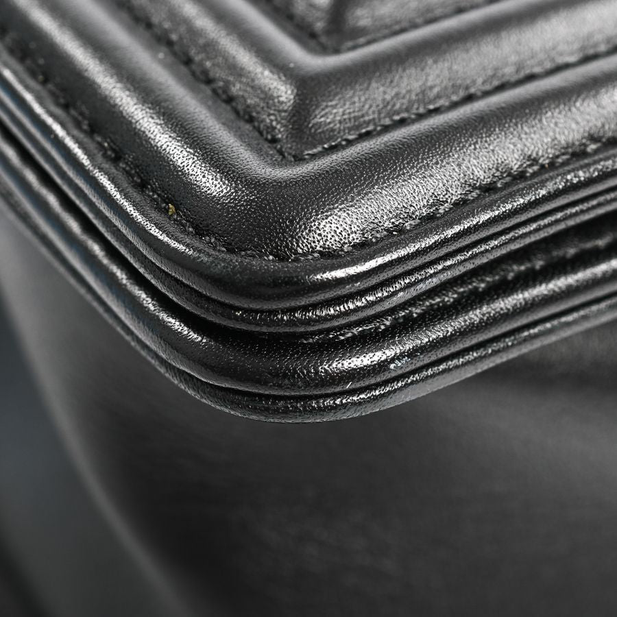 Chanel Shoulder Bag — view 7