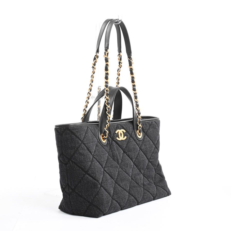 Chanel Tote Deauville Cabas — view 2
