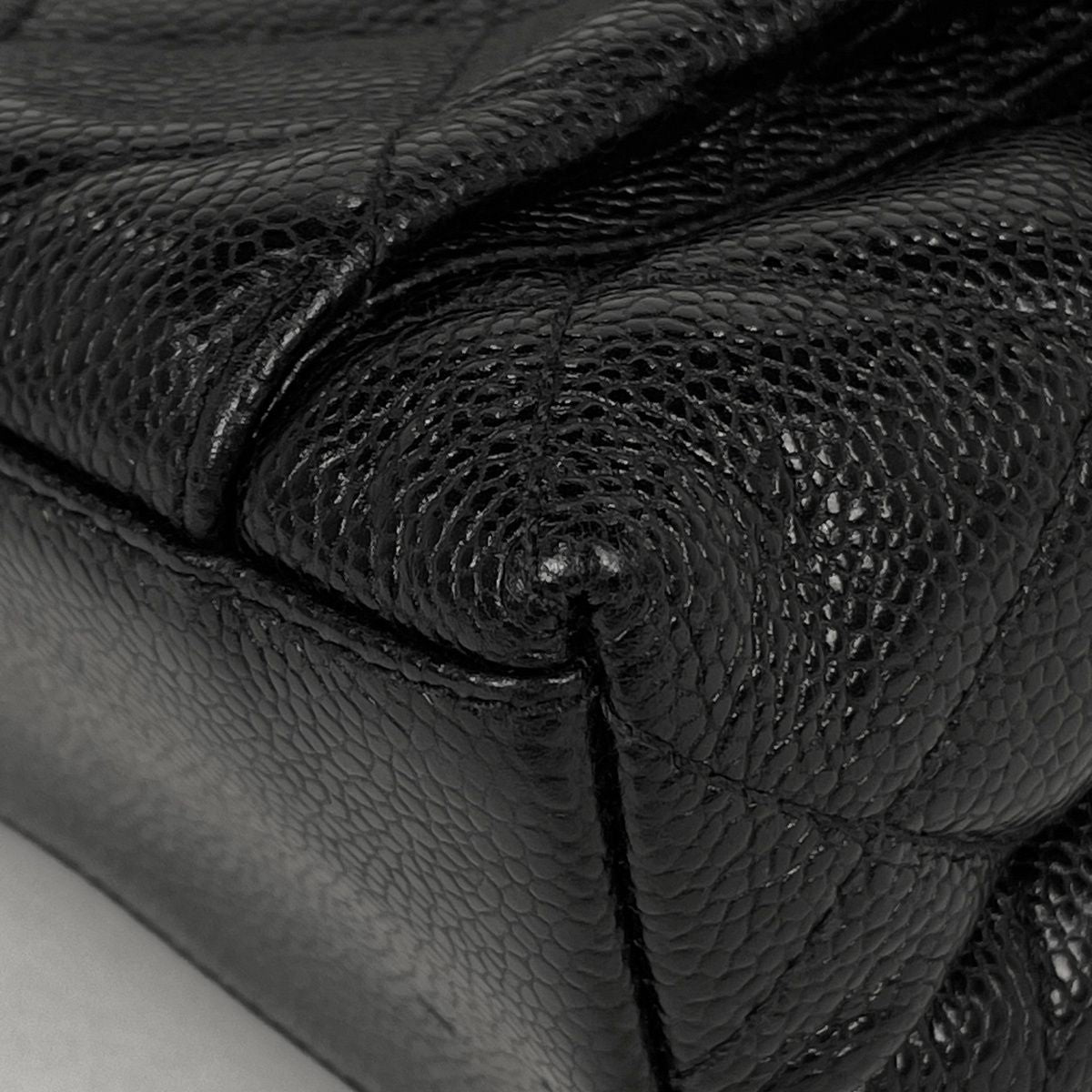 Chanel Tote CC Logo Caviar Leather Black — view 3