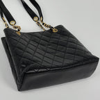 Chanel Tote CC Logo Caviar Leather Black — view 2