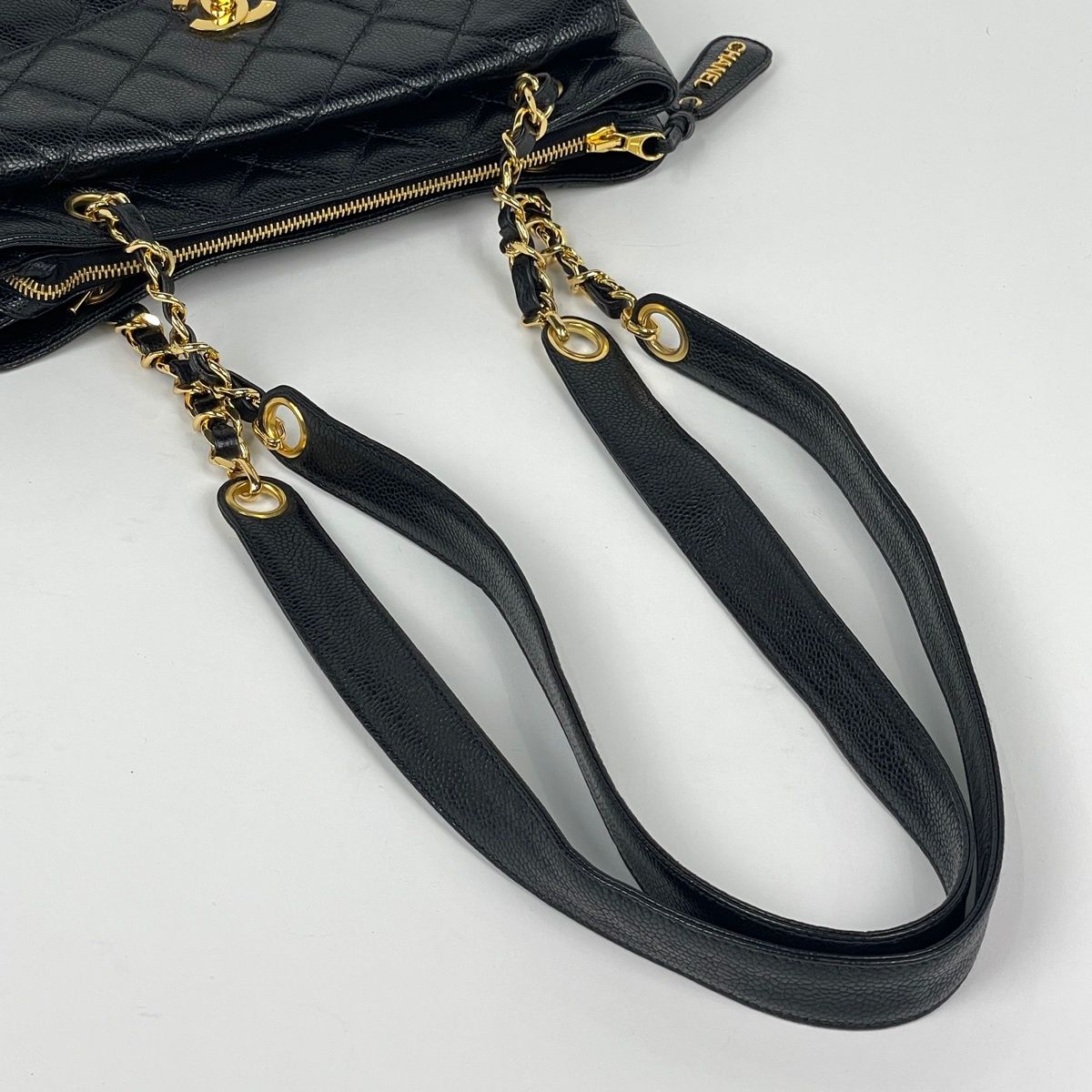 Chanel Tote CC Logo Caviar Leather Black — view 4