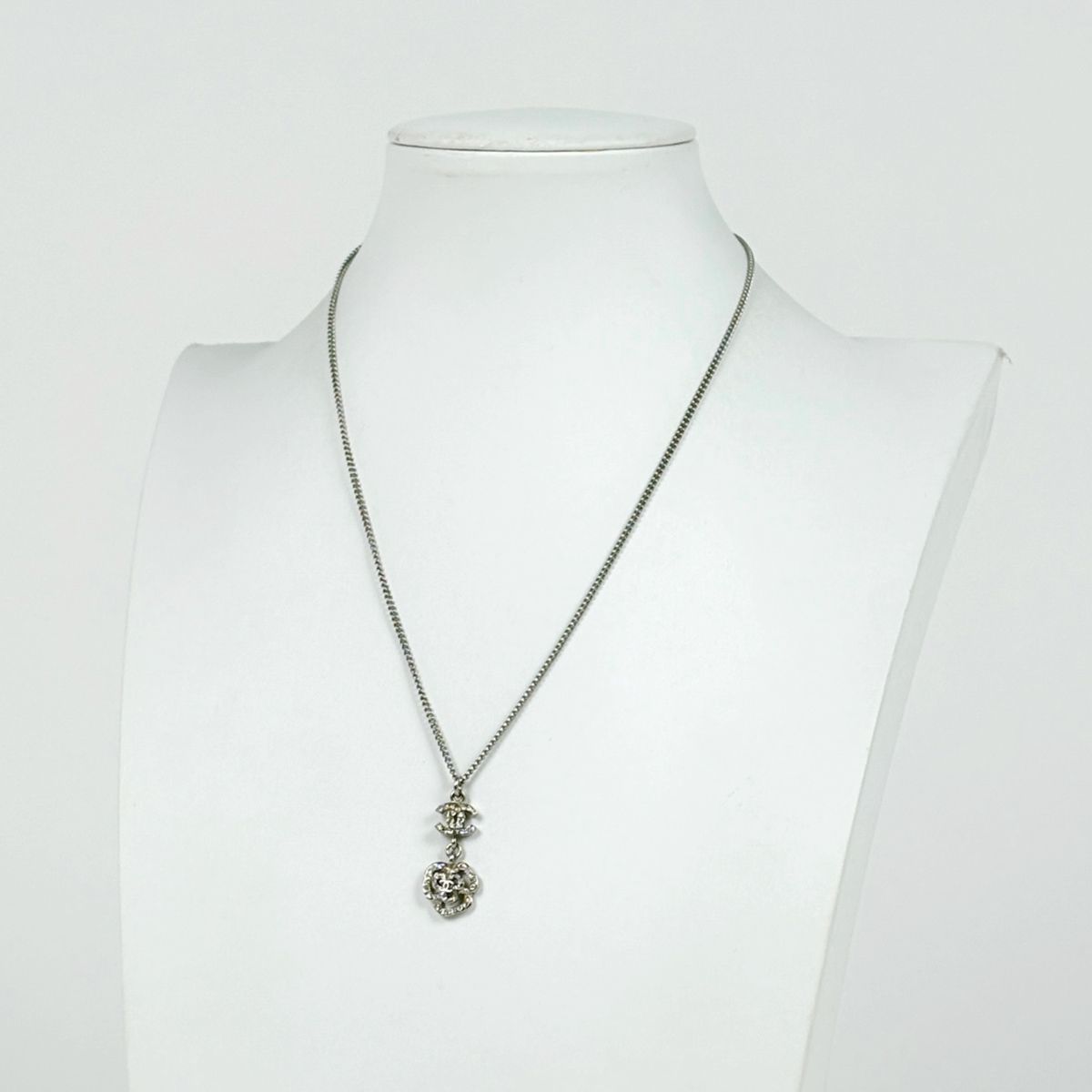 Chanel Necklace CC Logo Camellia Silver Plated Rhinestone — view 6