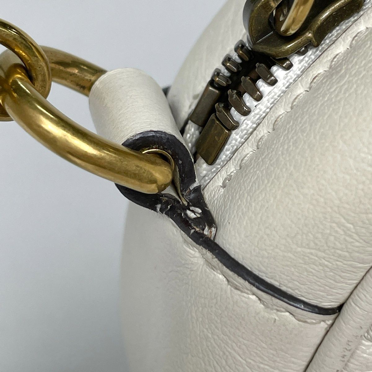 Gucci Shoulder Bag GG Marmont Leather Ivory — view 4