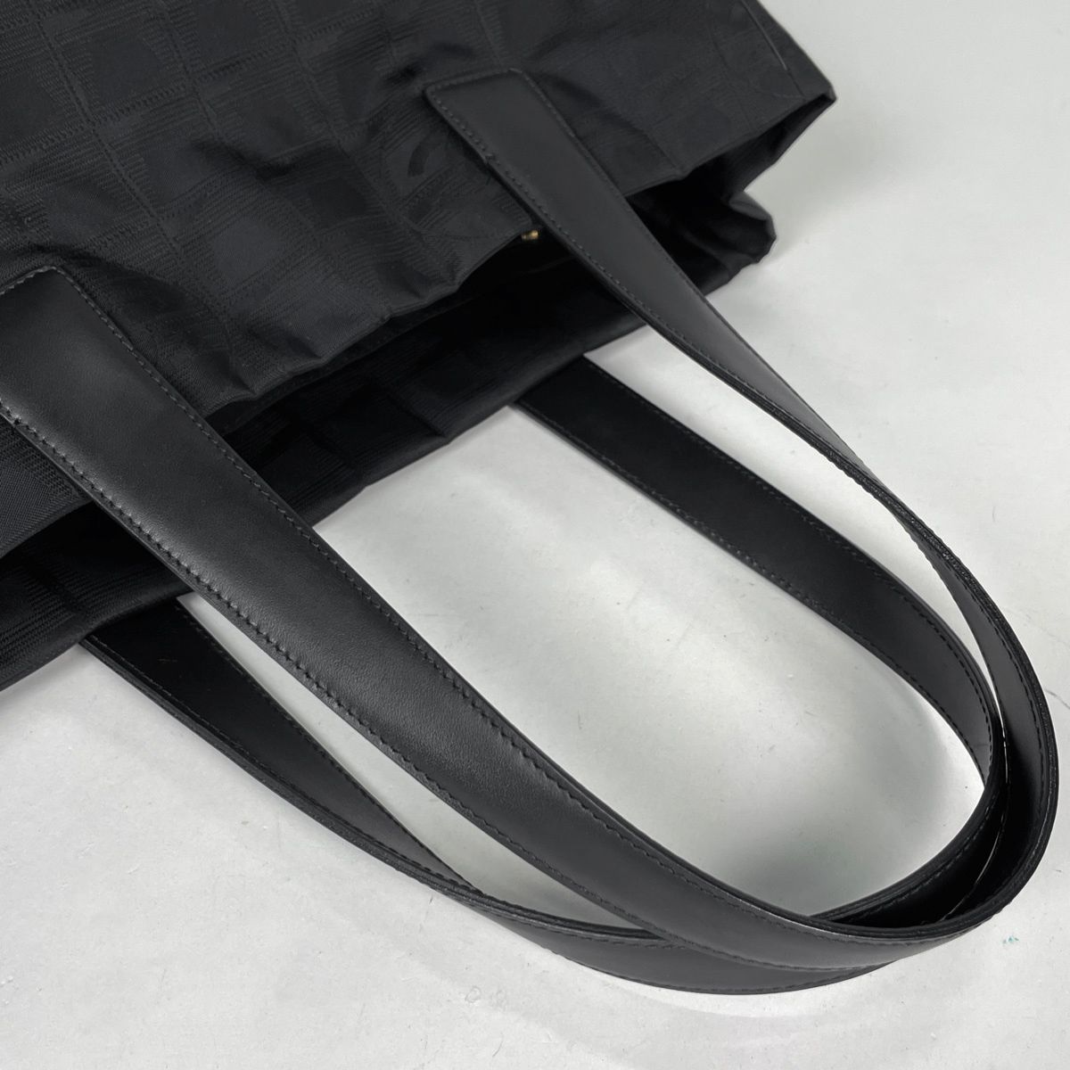 Chanel New Travel Line Tote MM CC Logo Nylon Jacquard Black — view 5