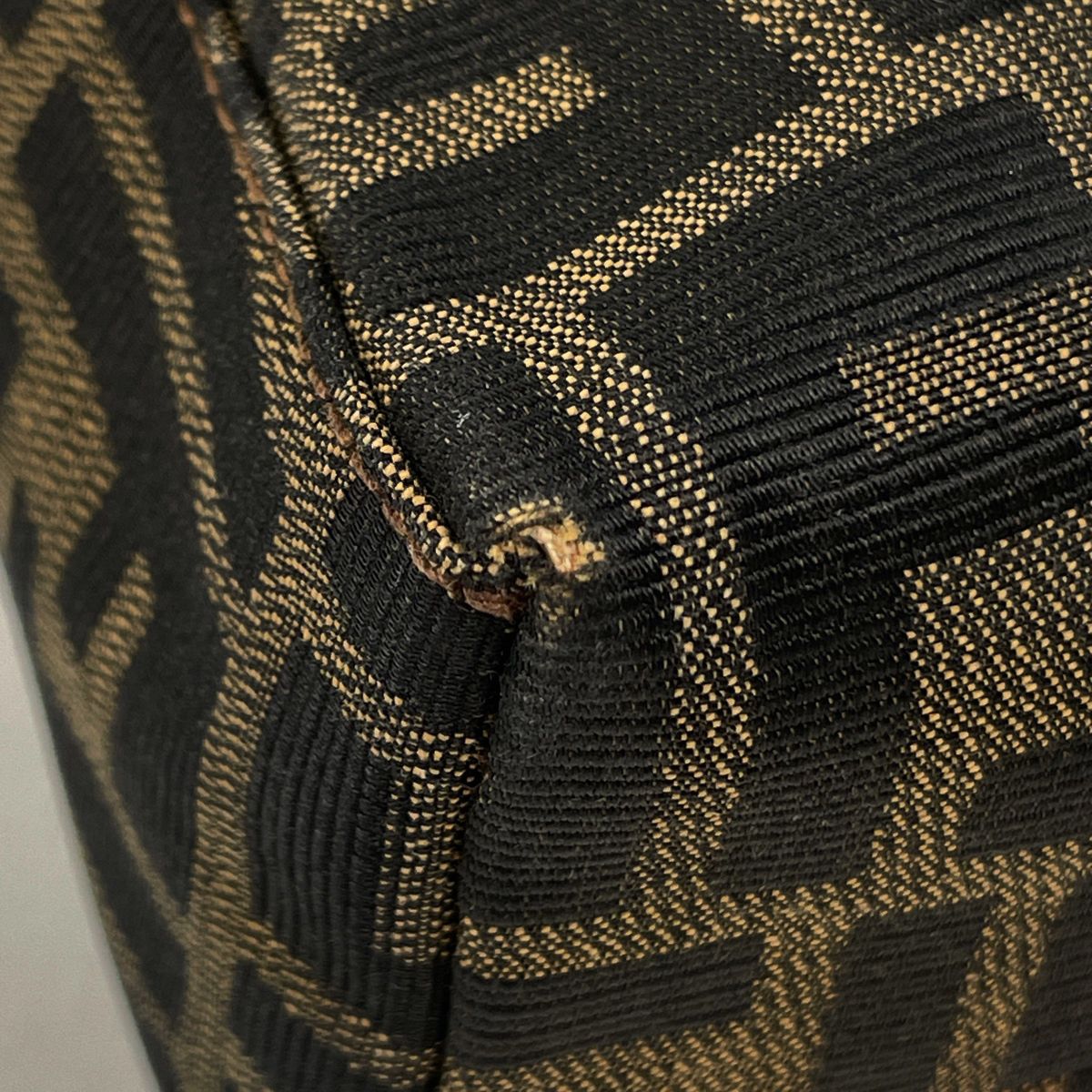 Fendi Shoulder Bag Zucca Pattern Canvas Brown — view 3