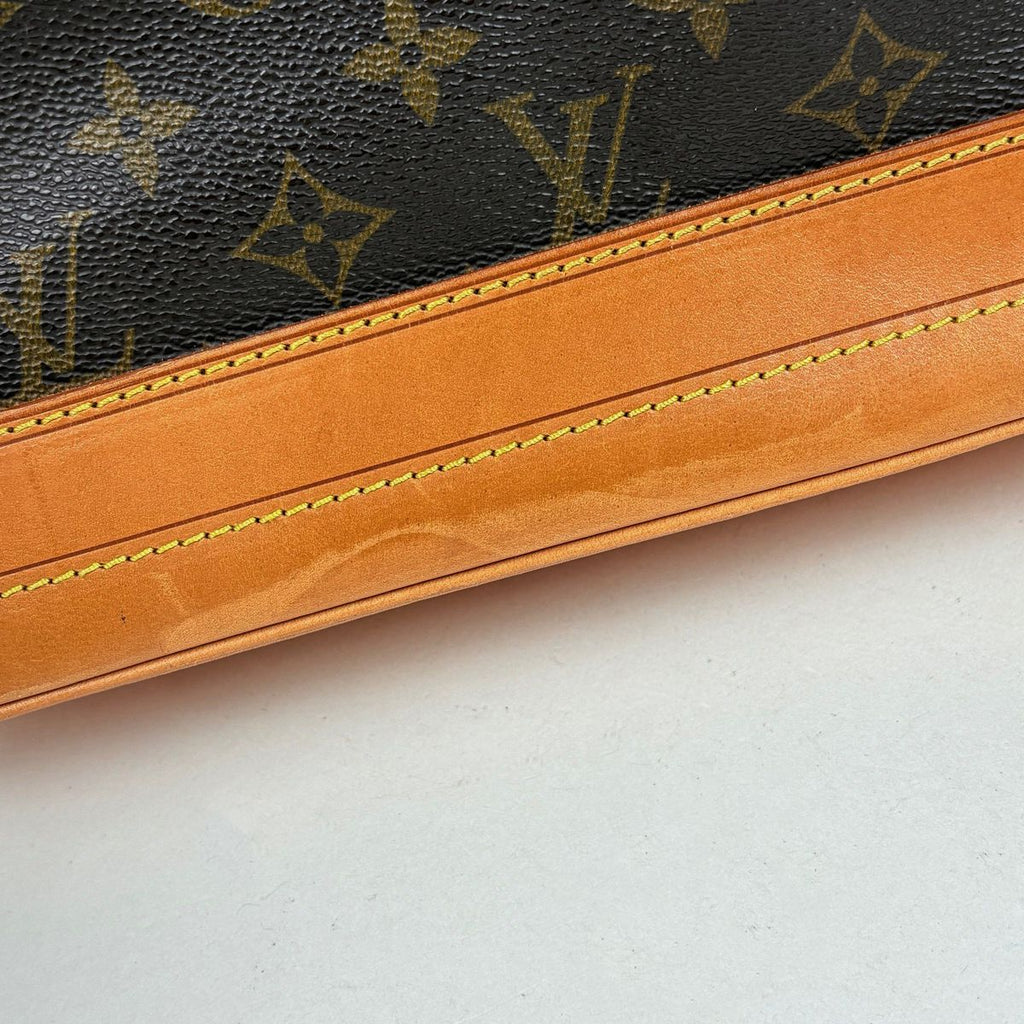 Louis Vuitton Noe Shoulder Bag Drawstring Monogram Brown — view 4