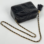 Chanel Shoulder Bag Triple CC Logo Fringe Leather Black — view 5