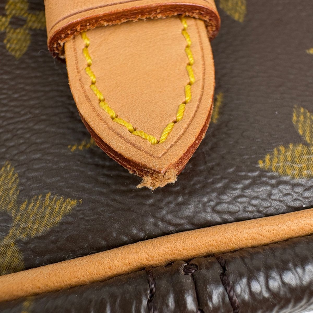 Louis Vuitton Sologne Shoulder Bag Monogram Brown — view 4