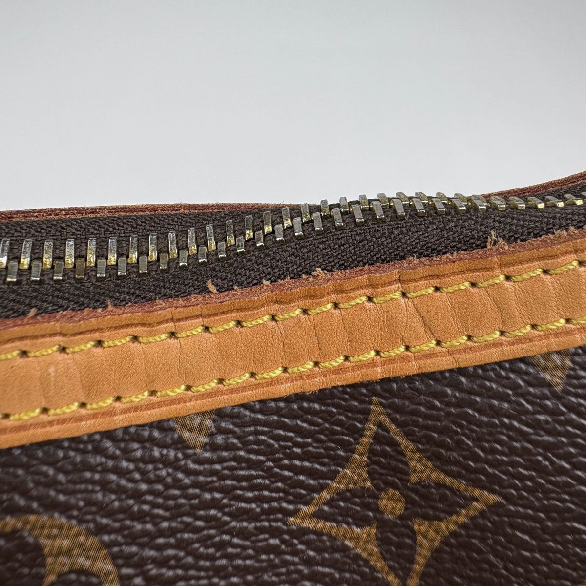 Louis Vuitton Odeon PM Shoulder Bag Monogram Brown — view 5