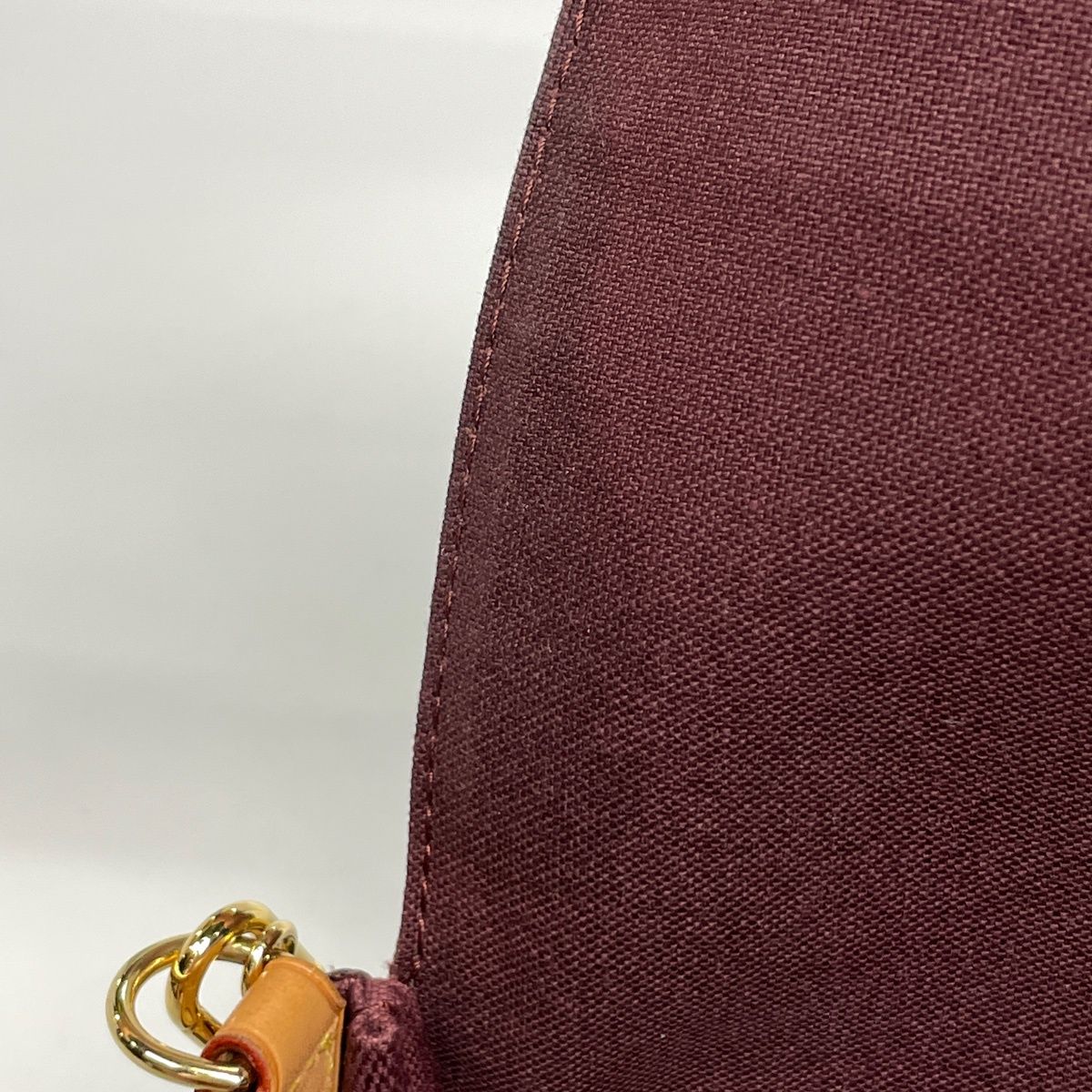 Louis Vuitton Favorite PM Shoulder Bag Pouch Monogram Brown — view 7