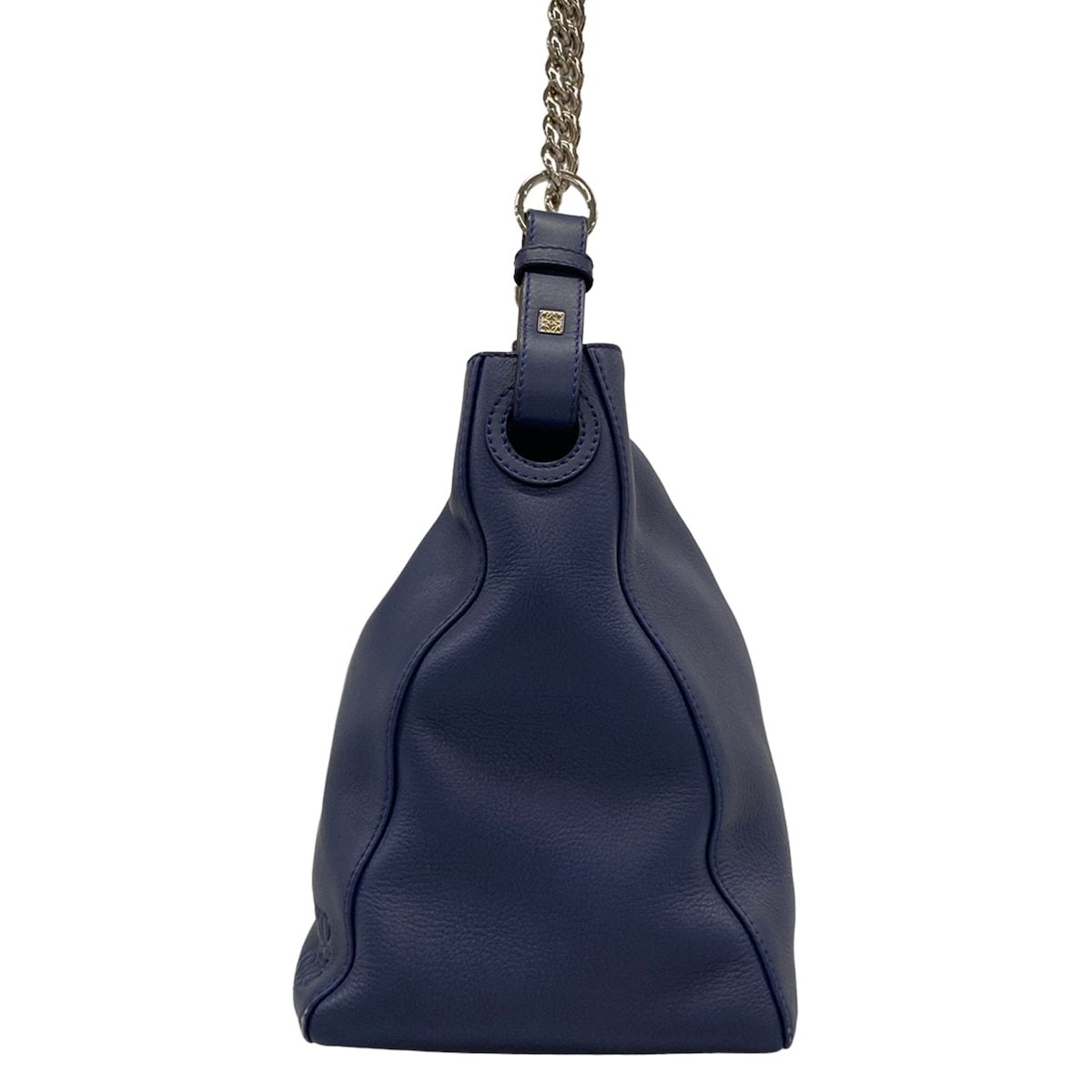 Loewe Shoulder Bag Bucket Chain Navy Leather — view 4