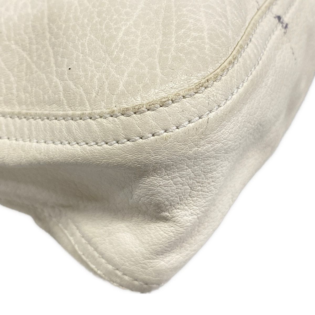 Fendi Handbag White Leather — view 6