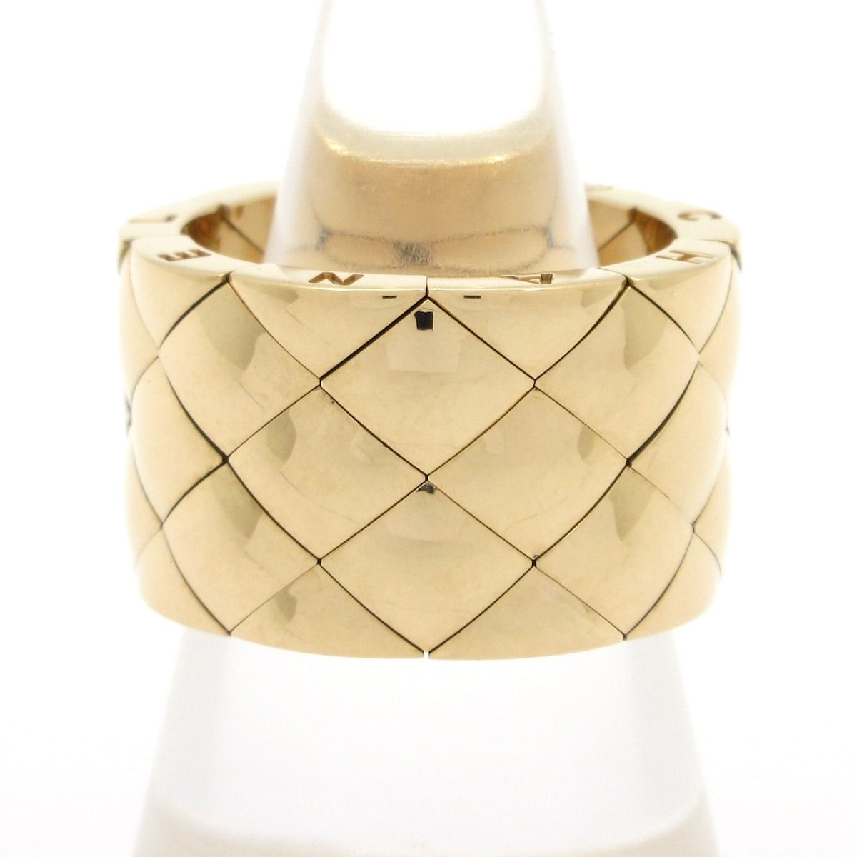 Chanel Ring 54 Quilted 18k Yellow Gold