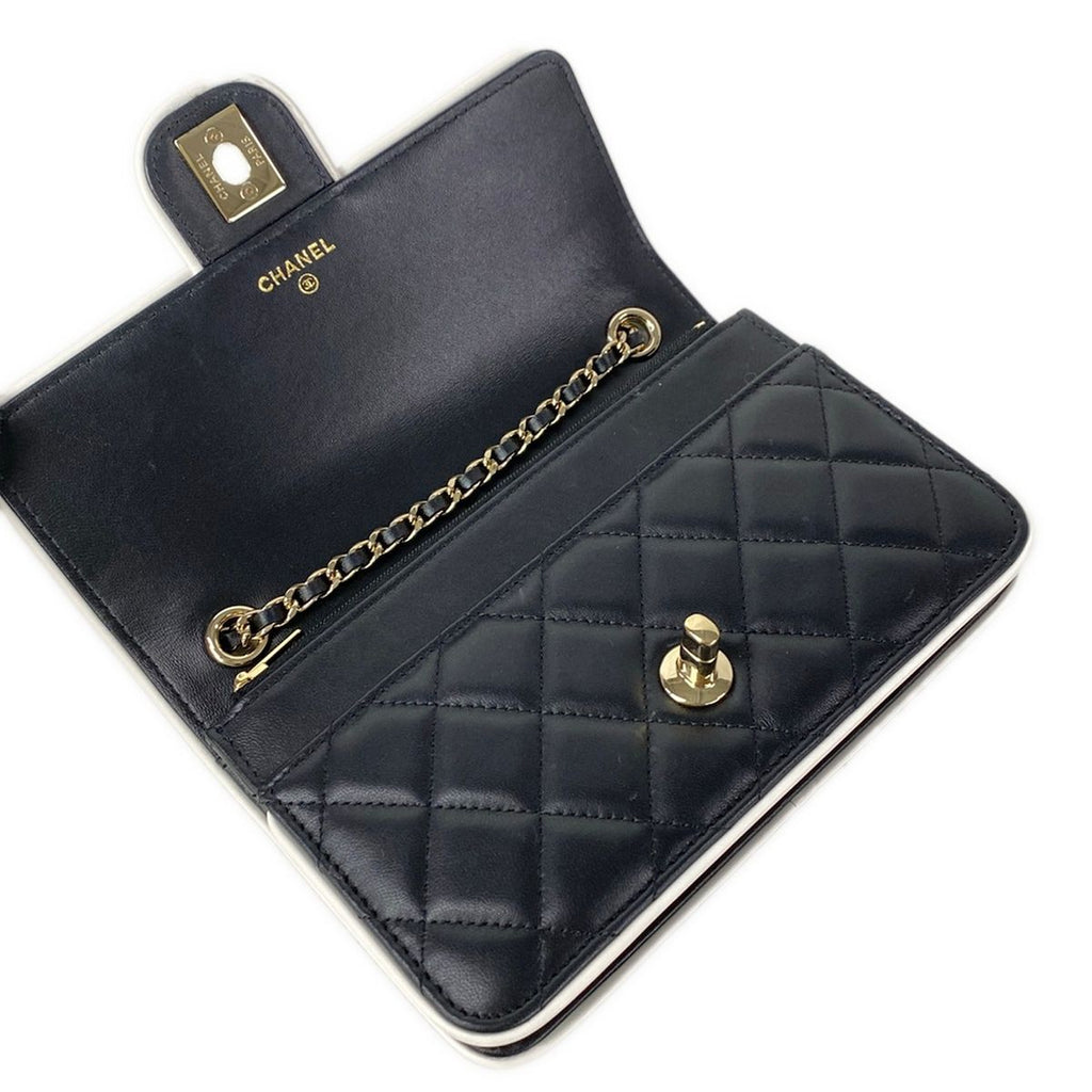 Chanel Wallet Quilted Black White Chain Metal Gold Lambskin Shoulder — view 3